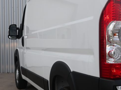 New 2026 RAM ProMaster 2500 w/ Premium Convenience Group FWD image 10