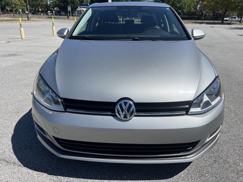 Used 2015 Volkswagen Golf SE image 3
