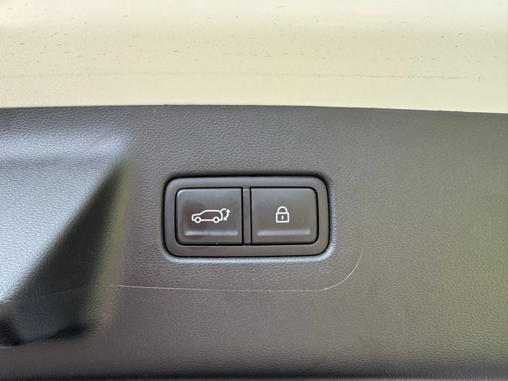 Used 2026 Hyundai Santa Fe SE AWD/4WD image 11
