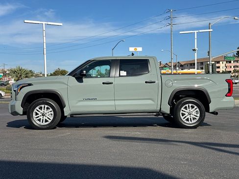 New 2026 Toyota Tundra SR5 image 2