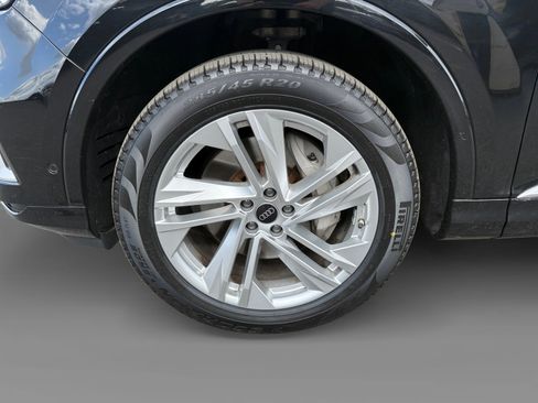 Used 2024 Audi Q7 3.0T Premium Plus AWD/4WD image 9
