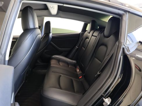 Used 2022 Tesla Model 3 Long Range AWD/4WD image 19