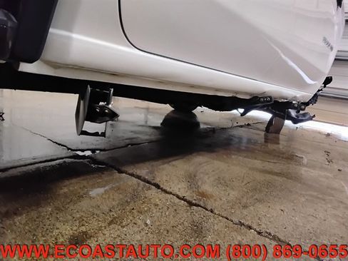 Used 2023 Chevrolet Silverado 3500 LT w/ Convenience Package image 25