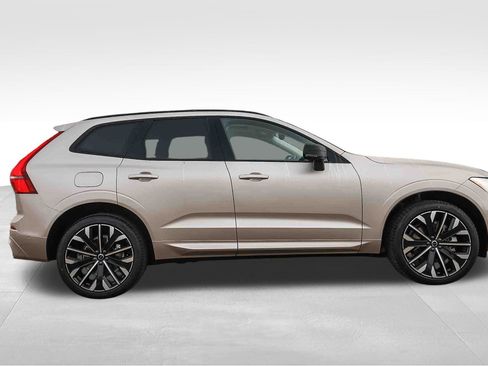 New 2026 Volvo XC60 T8 Ultra w/ Protection Package Premier image 4