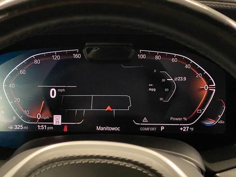 Used 2022 BMW X6 xDrive40i w/ M Sport Package image 19