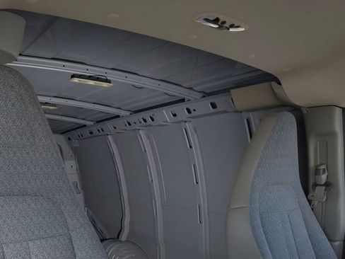 New 2026 GMC Savana 2500 RWD image 24