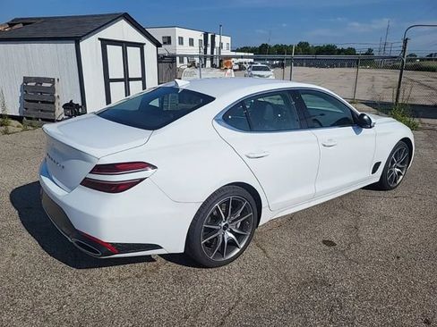 Used 2025 Genesis G70 2.5T RWD image 3