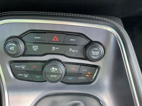 Used 2016 Dodge Challenger R/T Scat Pack image 22