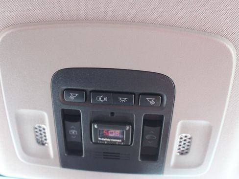 Used 2019 Toyota Camry XSE image 22