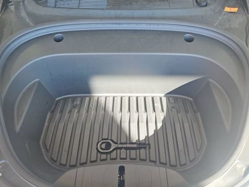 Used 2022 Tesla Model 3 Long Range AWD/4WD image 16