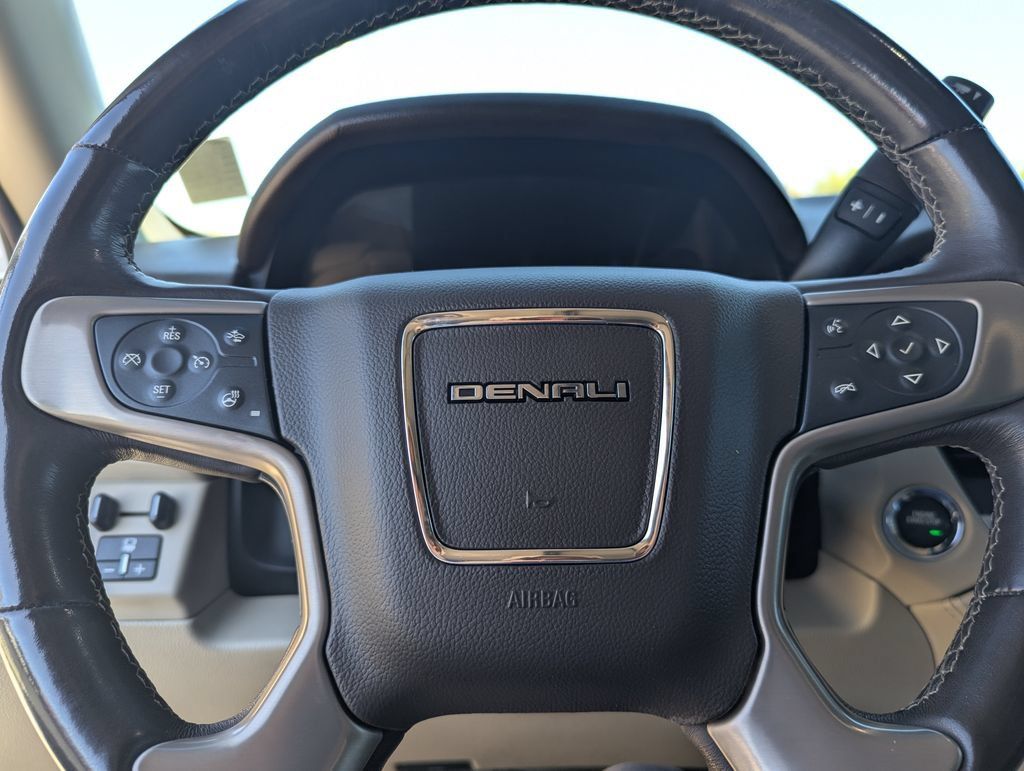 Used 2020 GMC Yukon Denali w/ Denali Ultimate Package AWD/4WD image 20