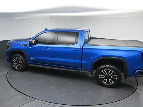 Used 2023 GMC Sierra 1500 AT4 w/ AT4 Premium Package AWD/4WD image 37