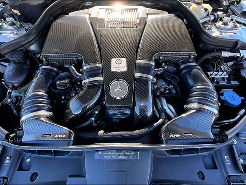 Used 2014 Mercedes-Benz E 63 AMG 4MATIC Sedan image 32