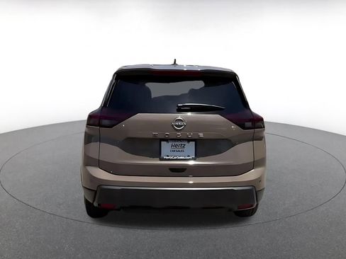 Used 2025 Nissan Rogue SV FWD image 7