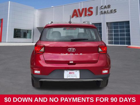 Used 2025 Hyundai Venue SEL FWD image 7