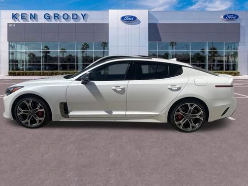 Used 2021 Kia Stinger GT1 AWD/4WD image 5