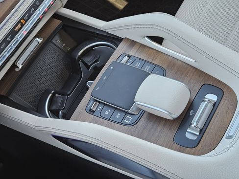 Certified 2025 Mercedes-Benz GLE 580 4MATIC image 21