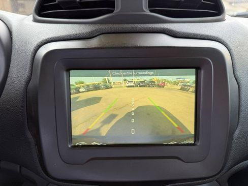 Used 2020 Jeep Renegade Sport w/ Sport Appearance Group AWD/4WD image 40