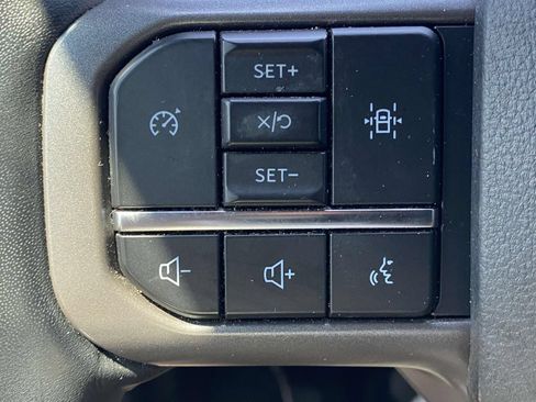 Used 2022 Ford F150 Lariat AWD/4WD image 24