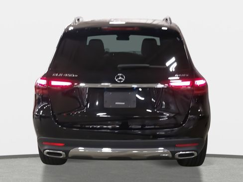 Used 2024 Mercedes-Benz GLE 450e 4MATIC image 4