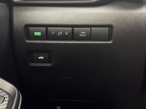 Used 2023 Nissan Sentra S FWD image 20