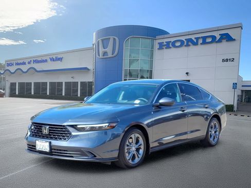 Used 2023 Honda Accord EX image 1