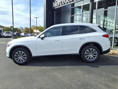 Certified 2026 Mercedes-Benz GLC 300 4MATIC image 3