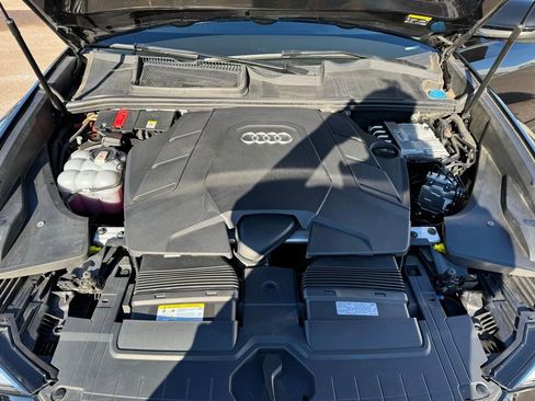 Used 2023 Audi Q8 Premium Plus w/ Premium Plus Package image 11