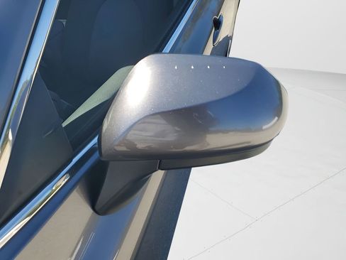 Used 2019 Toyota Camry LE image 21