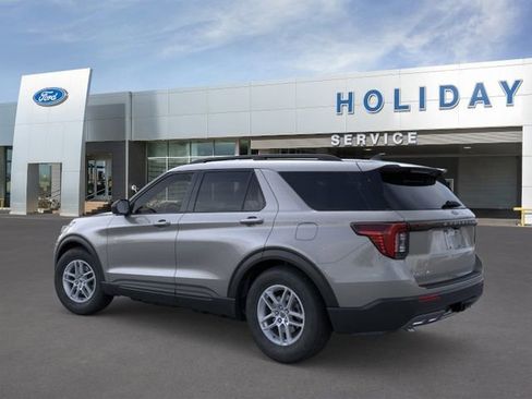 New 2026 Ford Explorer Active RWD image 4