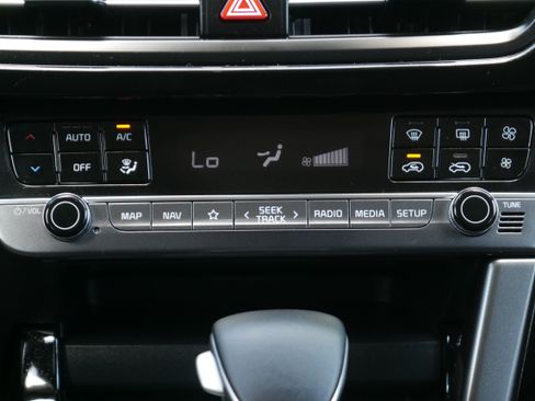 Certified 2025 Kia Seltos X-Line AWD/4WD image 20