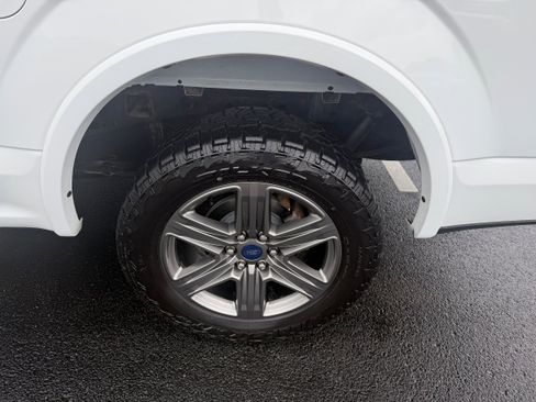 Certified 2020 Ford F150 Lariat w/ Equipment Group 502A Luxury AWD/4WD image 11