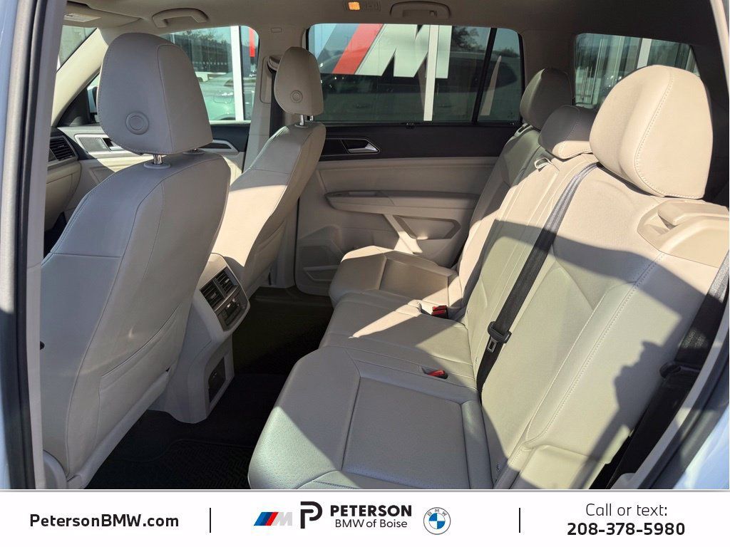 Used 2019 Volkswagen Atlas SEL AWD/4WD image 16