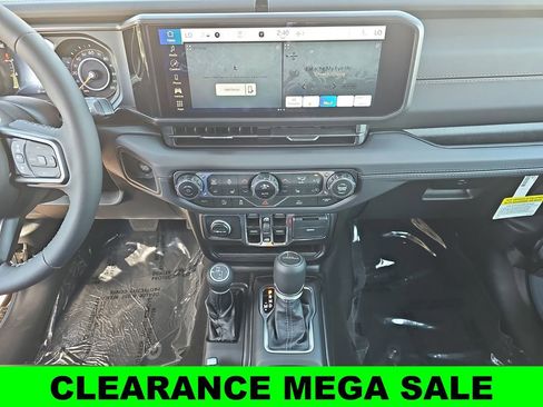 New 2025 Jeep Gladiator Willys image 19