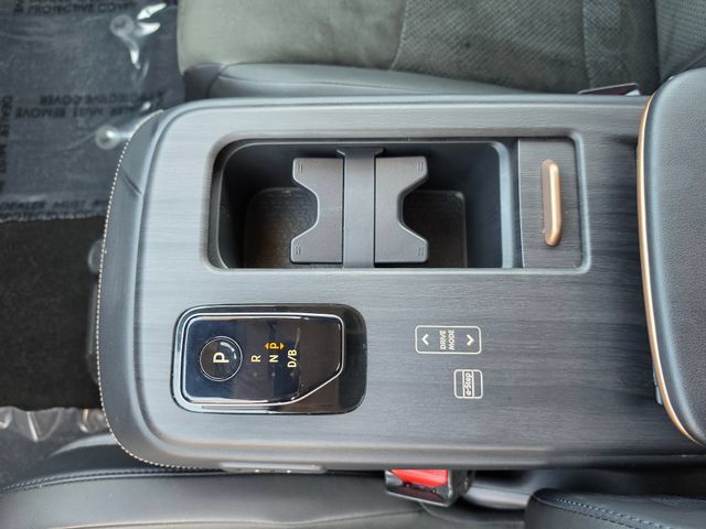 Used 2023 Nissan Ariya FWD image 20