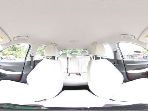 Used 2025 Hyundai Sonata SEL FWD image 42