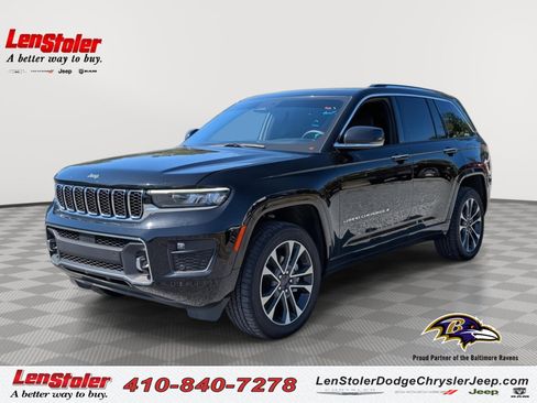Used 2023 Jeep Grand Cherokee Overland w/ Luxury Tech Group IV AWD/4WD image 1
