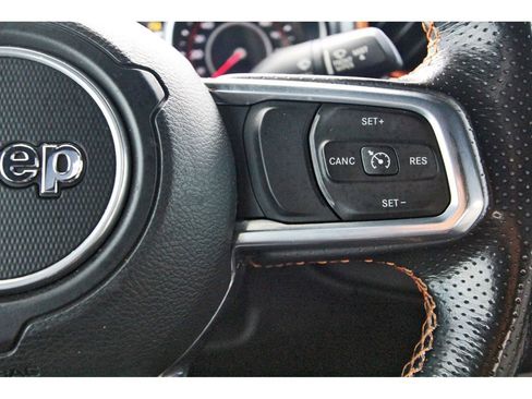 Used 2021 Jeep Gladiator Mojave AWD/4WD image 19