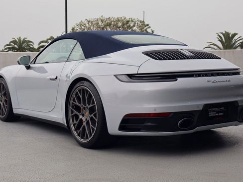 Certified 2023 Porsche 911 Carrera 4S image 3