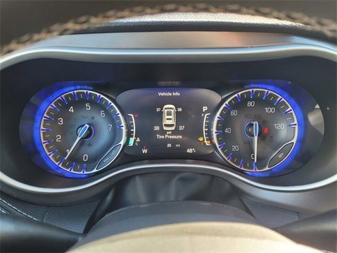 New 2026 Chrysler Pacifica Select w/ S Appearance Package image 10