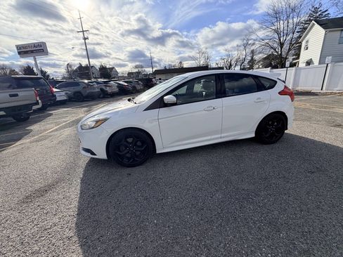 Used 2013 Ford Focus ST image 20