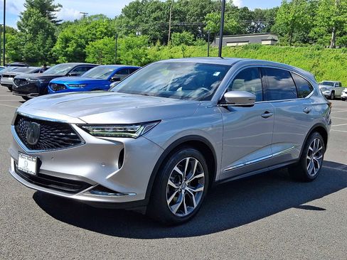 Used 2024 Acura MDX SH-AWD w/ Technology Package image 3