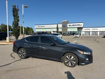 Used 2021 Nissan Altima 2.5 SV