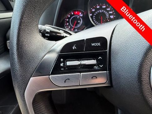 Used 2023 Hyundai Elantra SE w/ Preferred Accessory Package FWD image 35