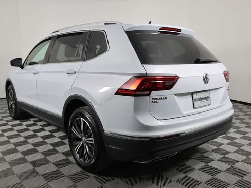 Used 2018 Volkswagen Tiguan SEL image 4