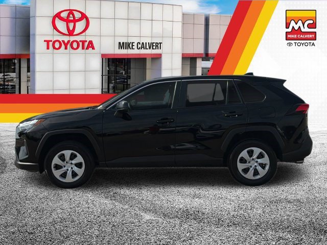 Certified 2025 Toyota RAV4 LE AWD/4WD image 2