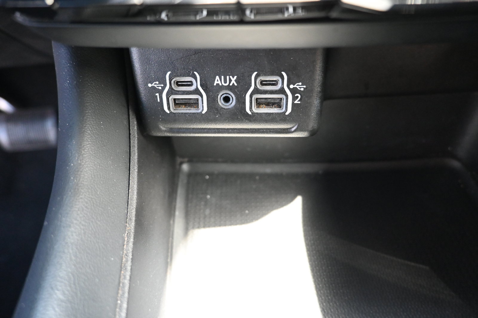 Used 2024 Dodge Durango GT RWD image 22