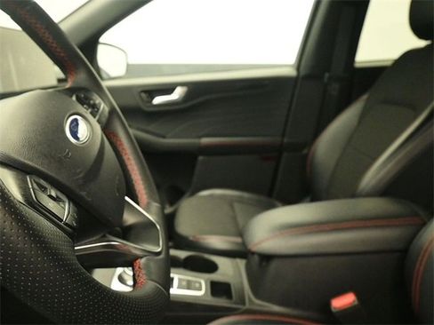 Certified 2023 Ford Escape ST-Line w/ Tech Pack #1 image 19