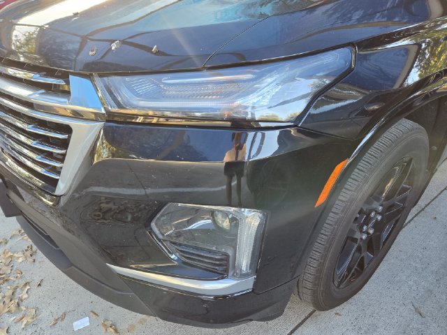 Used 2022 Chevrolet Traverse Premier FWD image 8