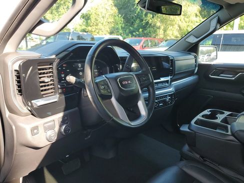 Used 2025 GMC Sierra 1500 SLT RWD image 20